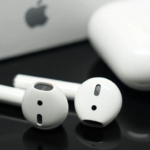 Apple is preparing affordable AirPods Lite headphones AirPods Lite