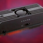 SSD with a large active cooling system and read speeds up to 10,000 MB/s. Corsair showed the MP700 model Corsair