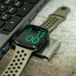 Introduced cheap Mobfree charger for owners of smart watches and laptops Apple Watch