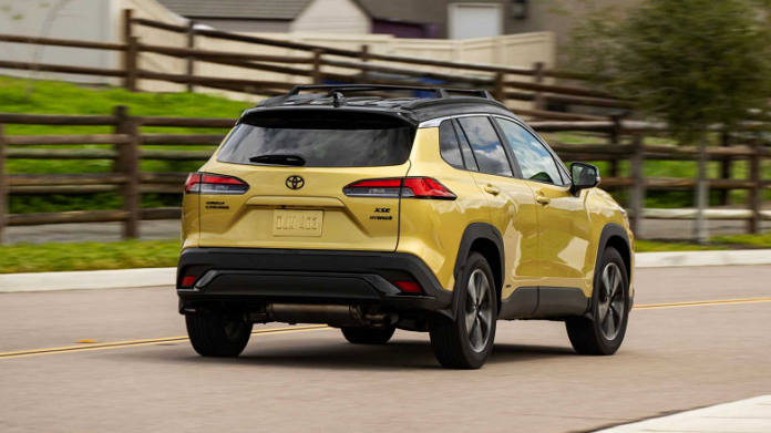 Presented crossover Toyota Corolla Cross Hybrid 2023. How much will ...