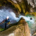 iPhone 14 saves canyoning enthusiasts in distress iPhone 14
