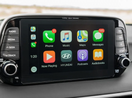 Apple CarPlay and Android Auto