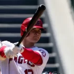 Shohei Ohtani smashes his 39th home run of the season against the Blue Jays Shohei Ohtani
