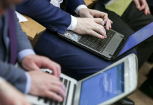 the State Duma adopted a law banning registration in Runet from foreign e-mail foreign e-mail