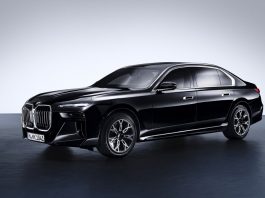BMW i7