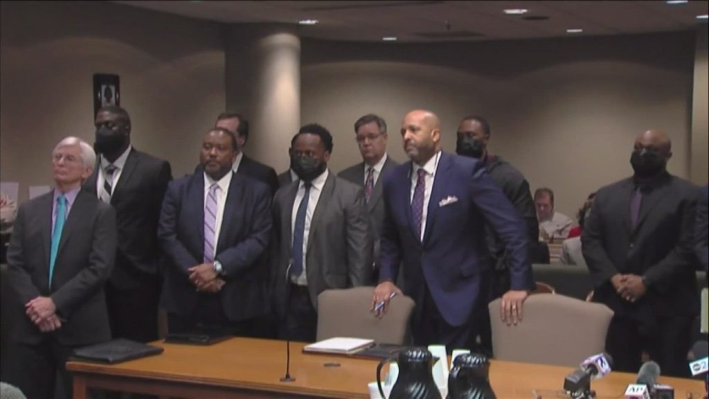  District Attorney Dismisses Cases Against Former Officers in Tyre Nichols Death Investigation