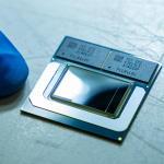 Intel did “like Apple.” The company showed the Meteor Lake processor with 16 GB of its own RAM Apple