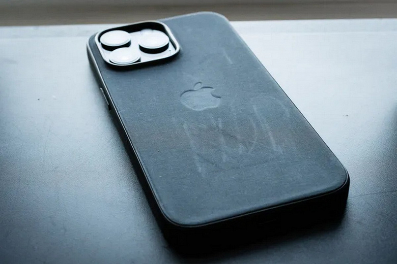 Apple's new FineWoven cases