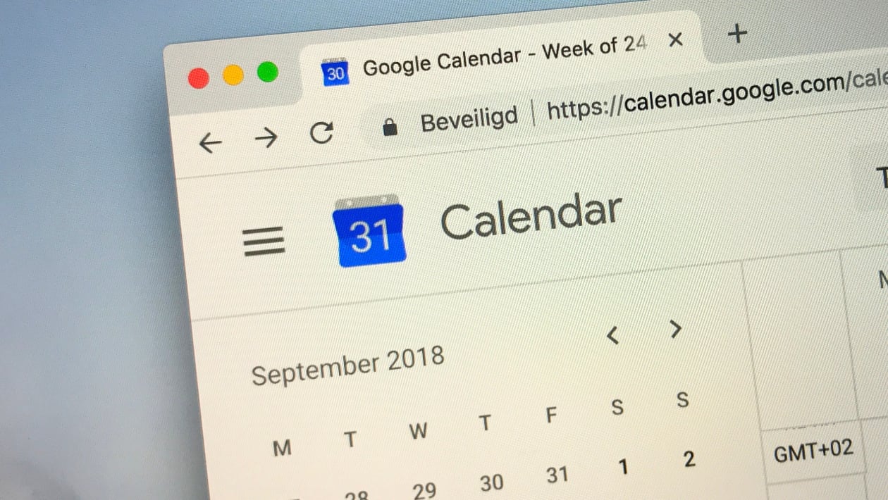 Google Calendar auto-hides