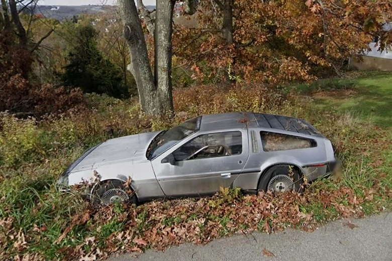 Legendary DeLorean DMC-12