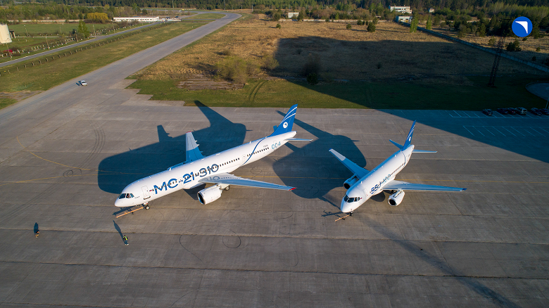 MS-21 and SJ-100 aircraft