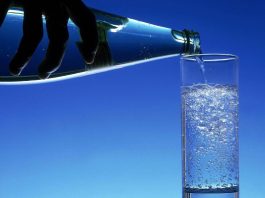does sparkling water hydrate you