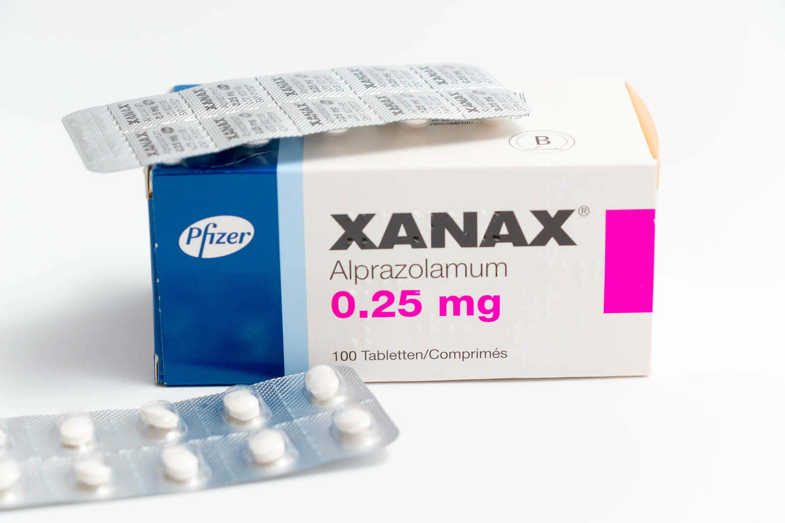how long does xanax take to kick in
