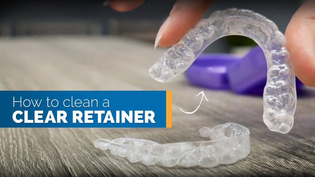 Mastering Oral Care How to Clean Retainer Effectively