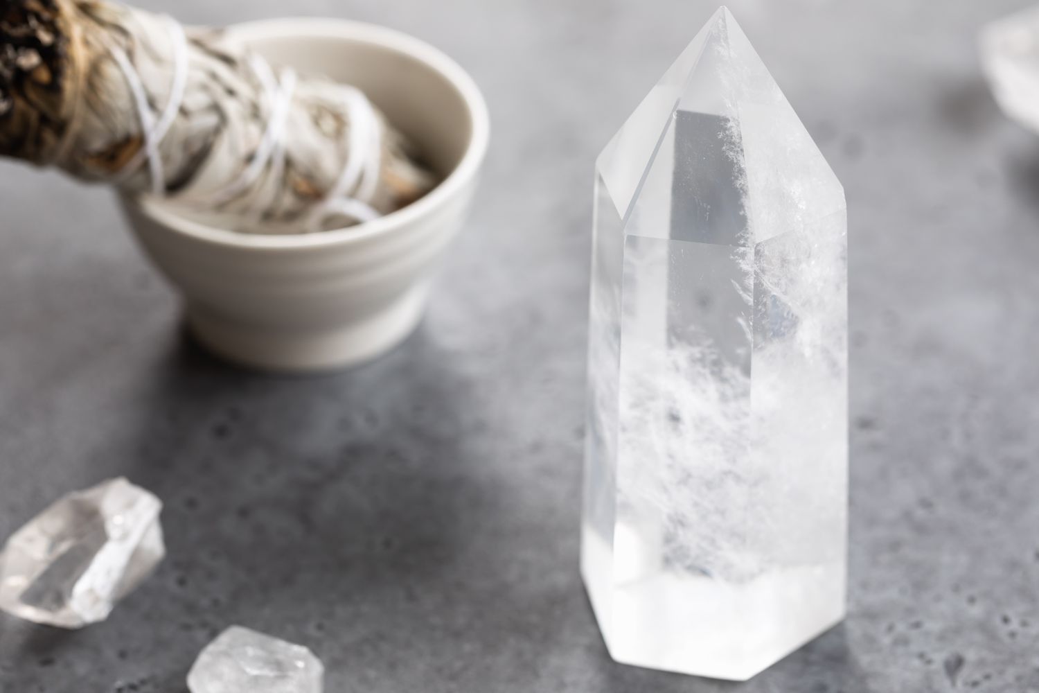 benefits of clear quartz crystal
