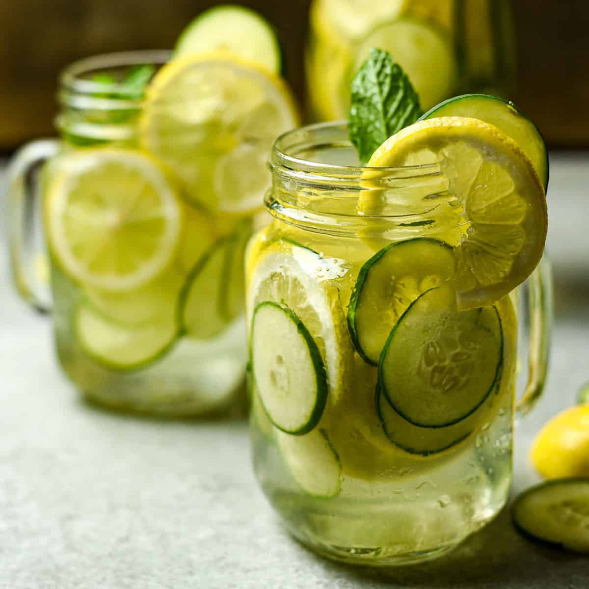 benefits of cucumber lemon water