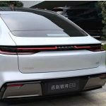 The new Geely received a 45-inch 8K screen, a steering wheel and an aerodynamic design new Gnew