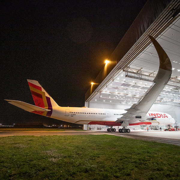 six long-haul Airbus A350s