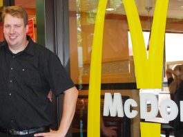 benefits of working at mcdonald's