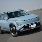 Kia unveils Sportage replacement: same dimensions, same price, but different design and electrical setup Kia