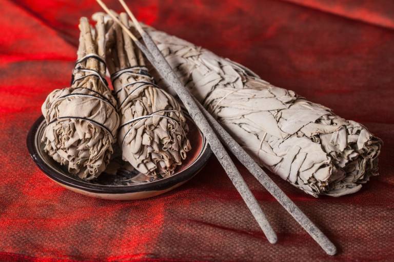 benefits of white sage incense