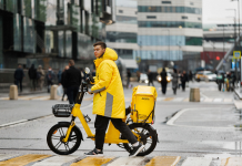Reliable and safe: Yandex introduced an electric bicycle for couriers electric bicycle