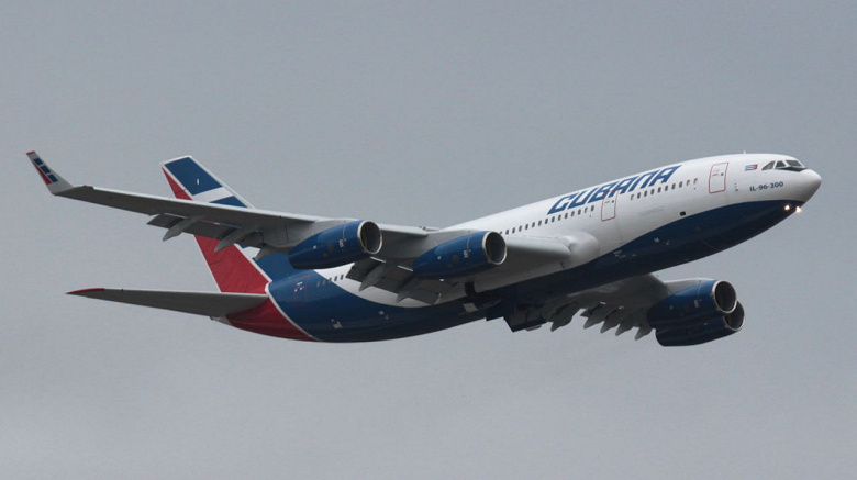 passenger Il-96-300