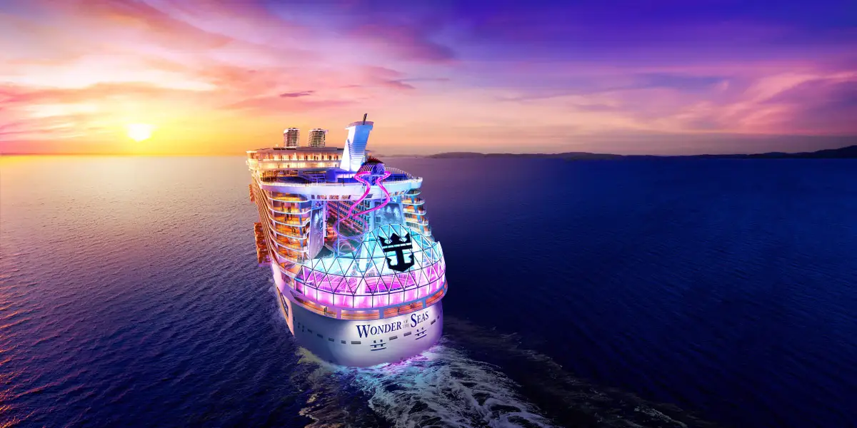 CARNIVAL CRUISE LINE SETS