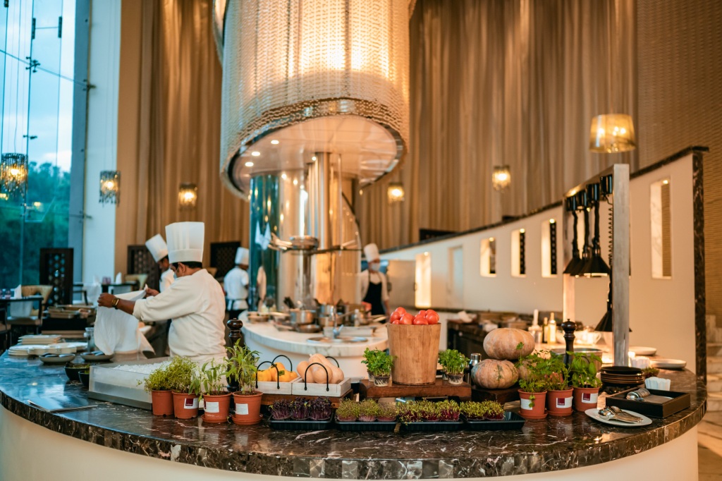 JW Marriott Brings Luxury