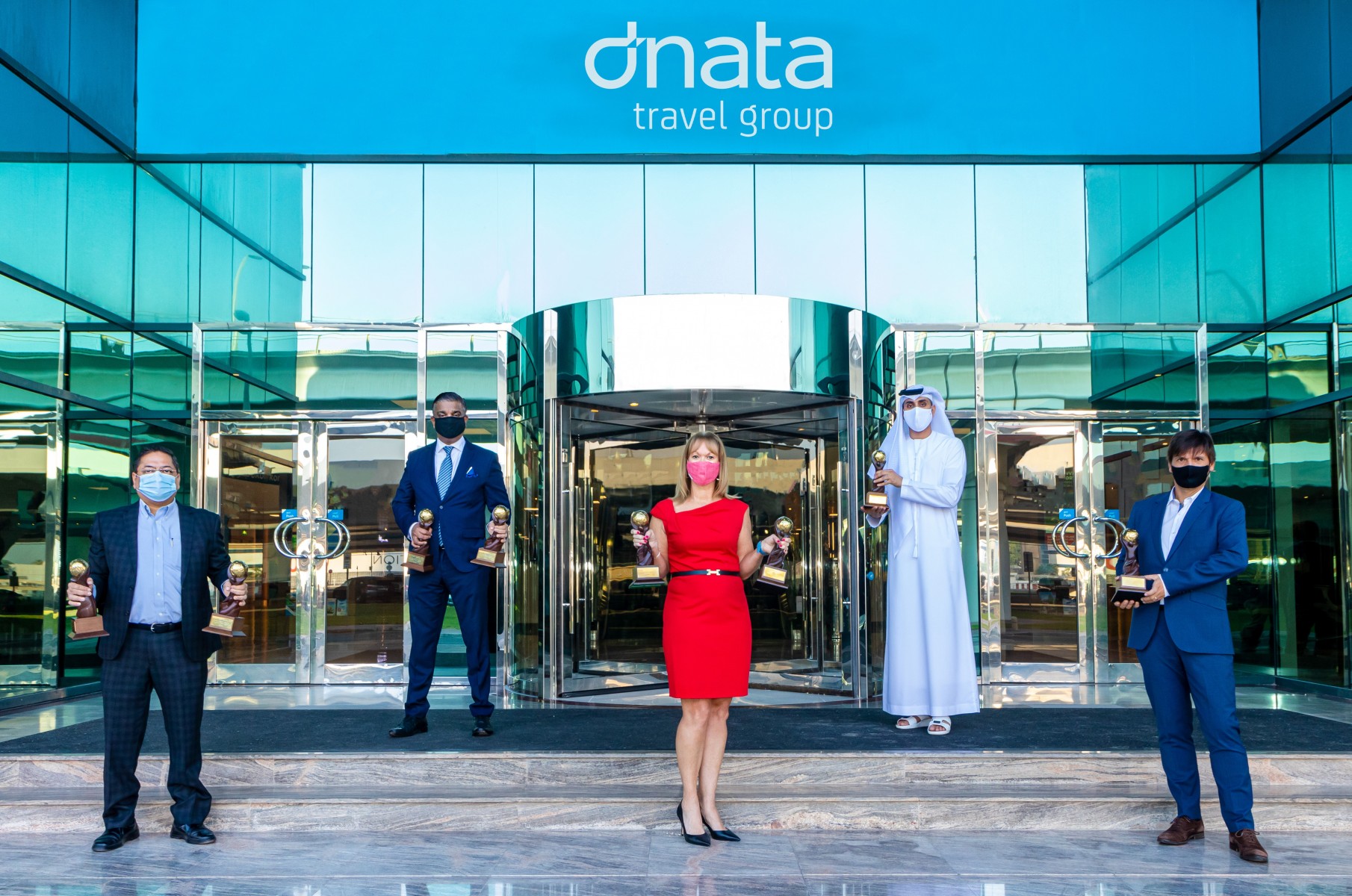 dnata Travel Group Sweeps Awards