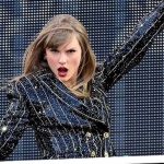Taylor Swift’s Generosity Shines Taylor Swift's Generosity Shines