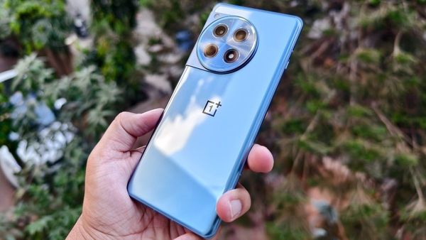 OnePlus's Compact Flagship