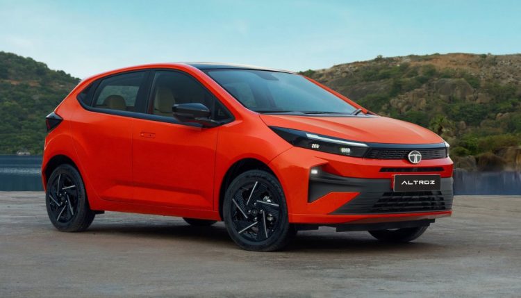 2025 Tata Altroz Facelift Pure Variant
