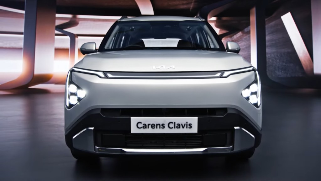 5 Key Upgrades the 2025 Kia Carens Clavis Offers 5 Key Upgrades the 2025 Kia Carens Clavis Offers
