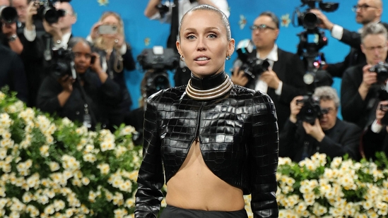 Miley Cyrus Reveals