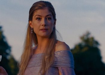 Rosamund Pike Recalls