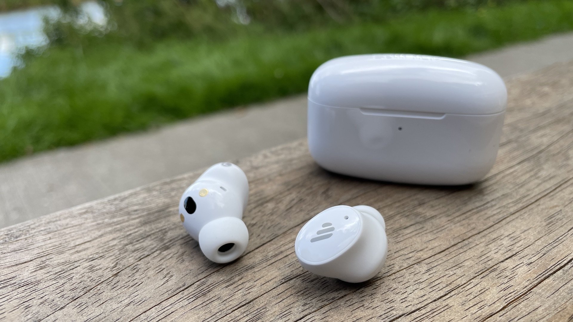 Top 5 TWS Earbuds Deals Top 5 TWS Earbuds Deals