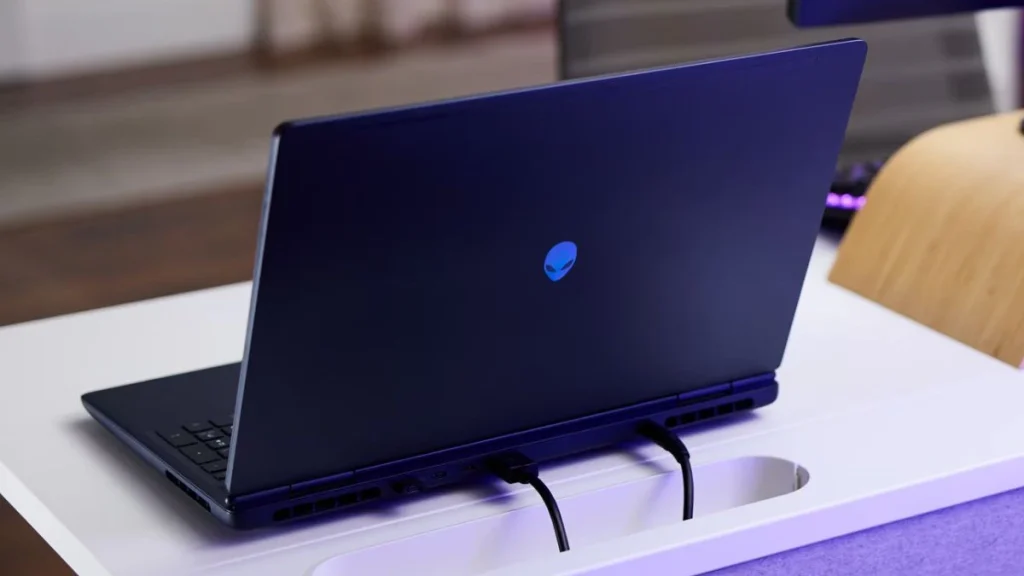 Dell Alienware 16 Aurora