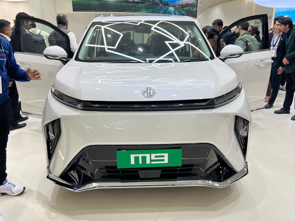 MG M9 EV