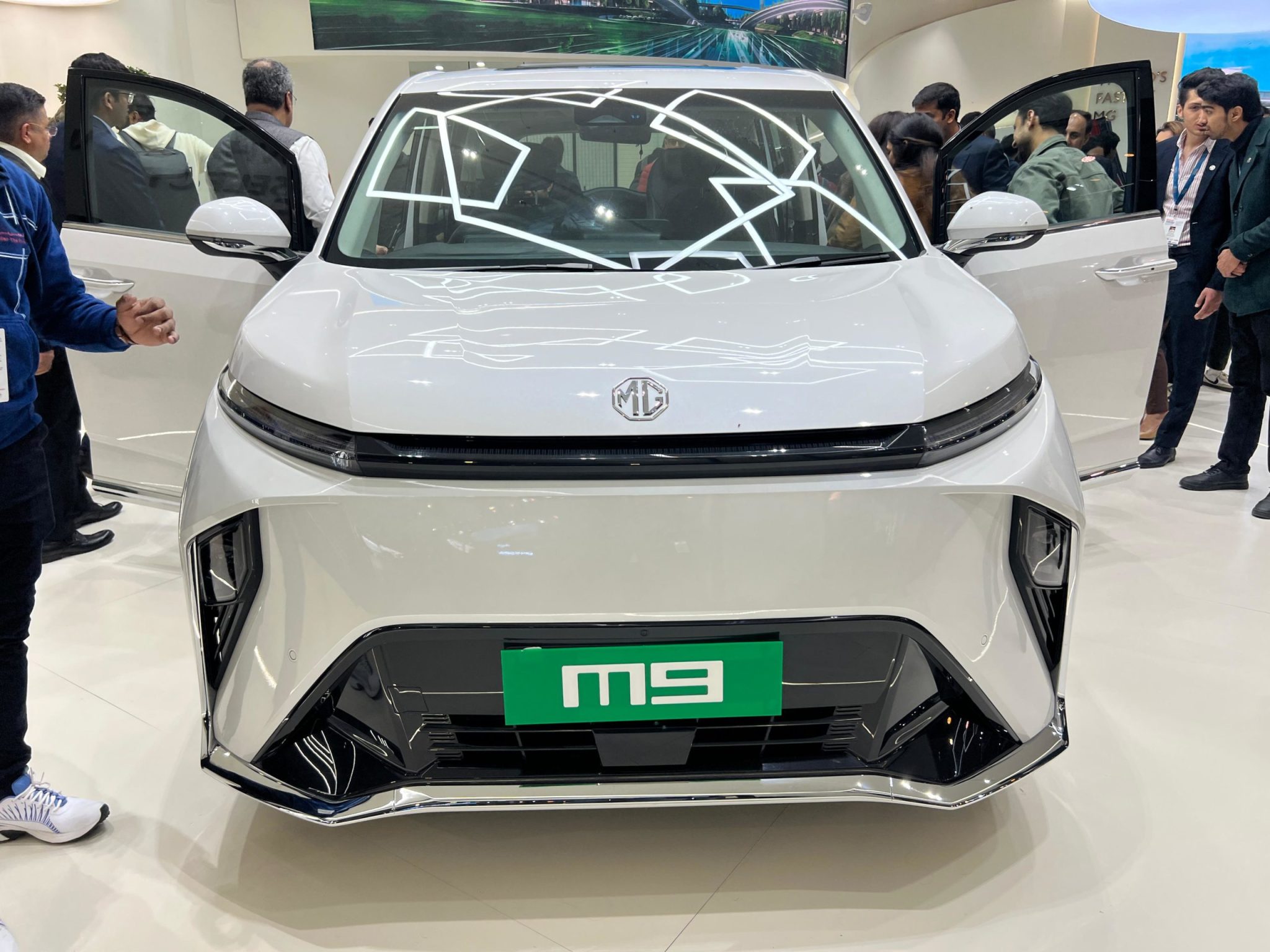MG M9 EV Launched in India at ₹69.90 Lakh