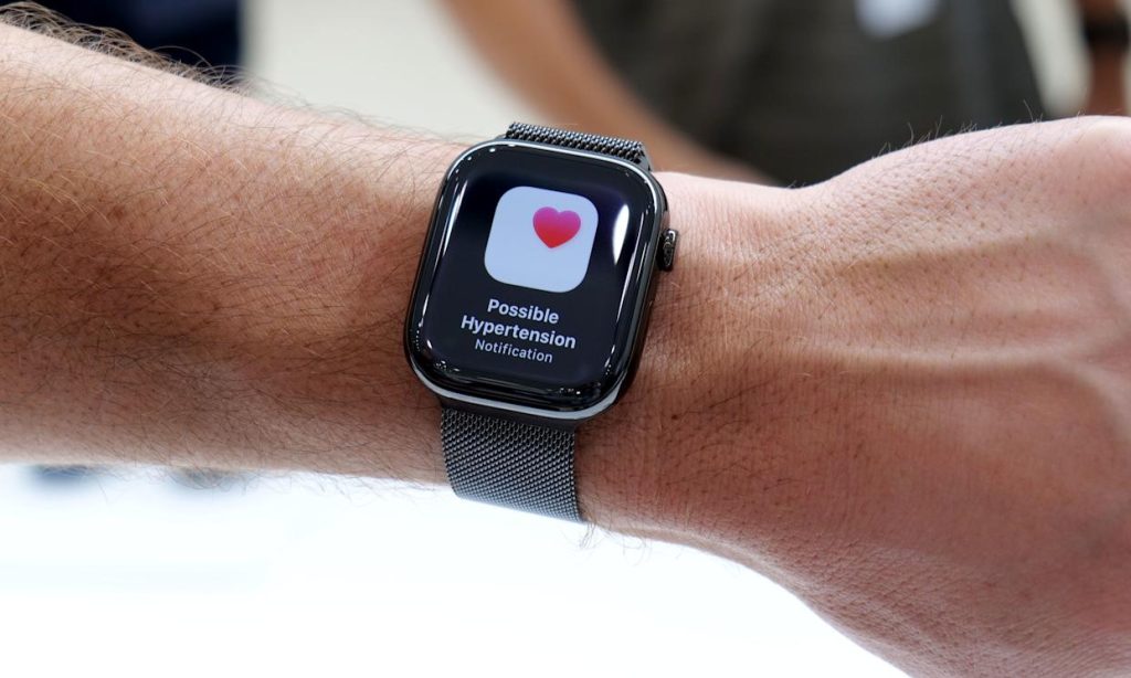 Apple Watch Gets FDA Approval for Hypertension Notification